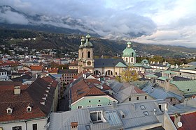 Blick vom Stadtturm des Alten Rathauses zum Innsbrucker Dom 1.JPG