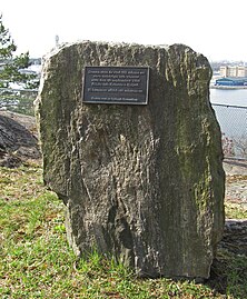 Памятный камень на острове Лидингё, Швеция