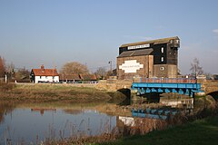 Köprü battlebridge.jpg