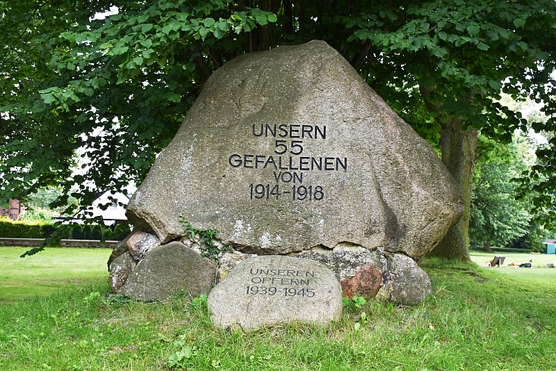 File:Buchholz (Ziesendorf) Kriegerdenkmal.jpg