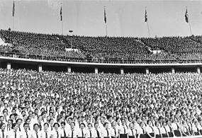 Møte for ungdomsorganisasjoner i anledning "National Labor Day" på Berlin Olympiastadion, 1937