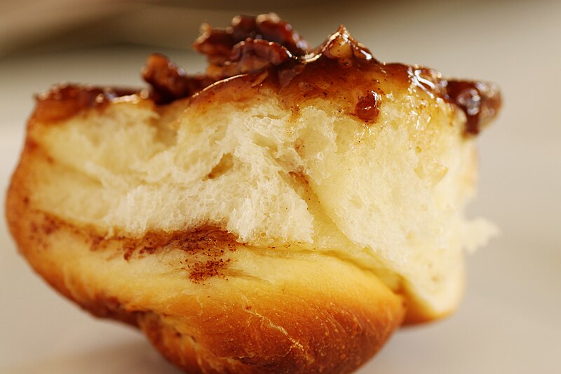 File:Caramel pecan sticky buns detail.jpg