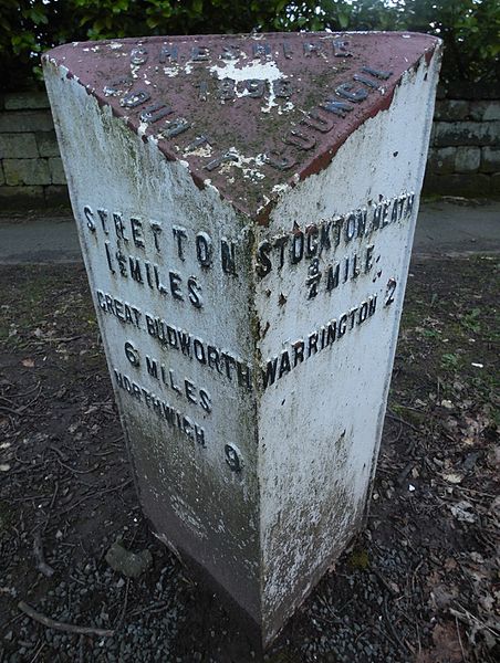 File:Cast iron milepost on A49, Appleton.jpg