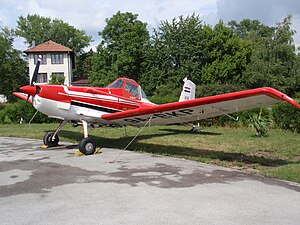 Cessna 188.JPG