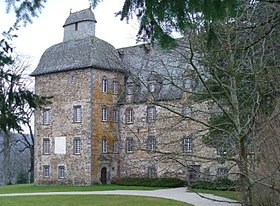 Château de Conros makalesinin açıklayıcı görüntüsü