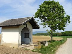 Chapelle (1931) sur l'emplacement de l'ancien village de Deckwiller.