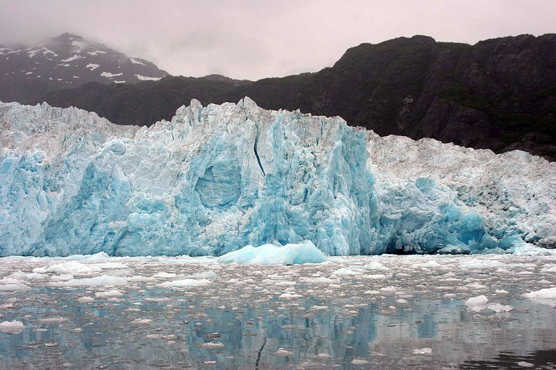 Chenega Glacier in Prince William Sound, Alaska (St Louis Julie, U.S. Fish and Wildlife Service)