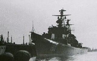 Chinese destroyer <i>Guangzhou</i> (160) Type 051 destroyer of the PLA Navy