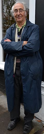 Josephson on a Cambridge Wikimedia walk in September 2014 Cmglee Cambridge Wikimedia Meetup 23 tour Brian Josephson.jpg