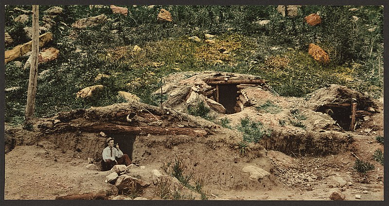 File:Colorado. Dug out cabins-LCCN2008678062.jpg