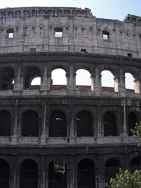 File:Colosseum (Rome) 21.jpg