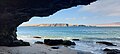 Cueva oculta en la playa La Mina Paracas, Perú. Por GraceAlison.