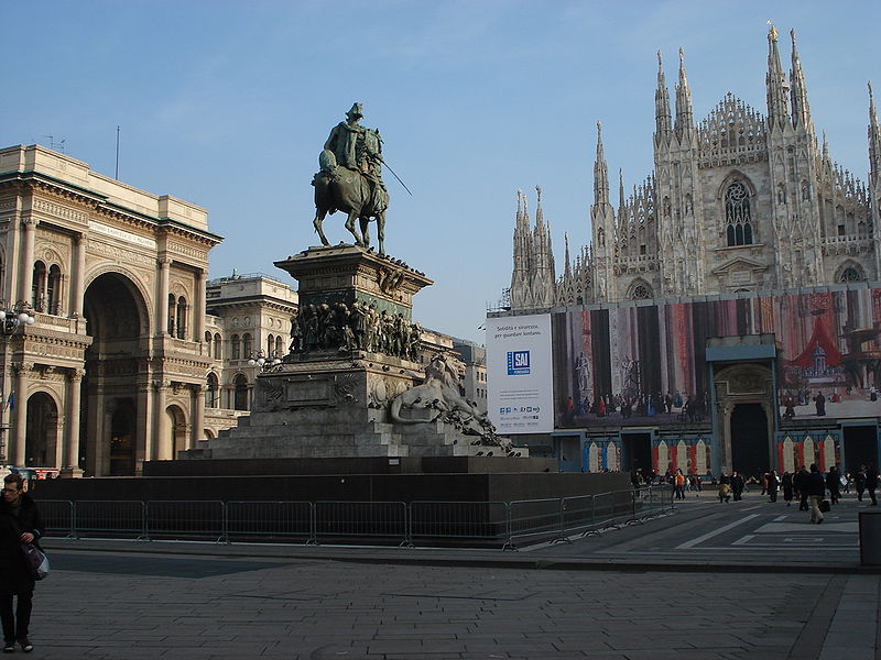 File:DSC02627 - Milano - Piazza Duomo - Foto Giovanni Dall'Orto 15-jan 2007.jpg