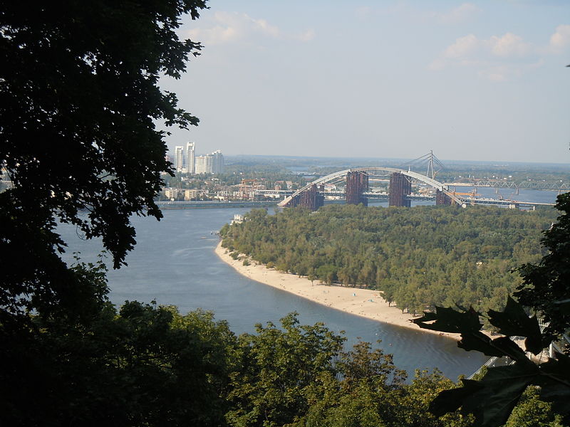 File:Dnieper River view, Kiev.JPG