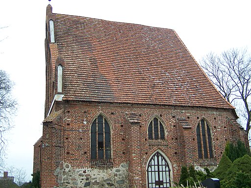 Dorfkirche Velgast, Seitenansicht (2008 04 03)