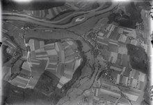 Aerial view by Walter Mittelholzer (1923) ETH-BIB-Berken, Graben, Aare v. S. aus 3000 m-Inlandfluge-LBS MH01-003254.tif