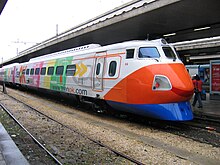 ETR.450.027 in TrenOk-Lackierung, Station Roma Termini