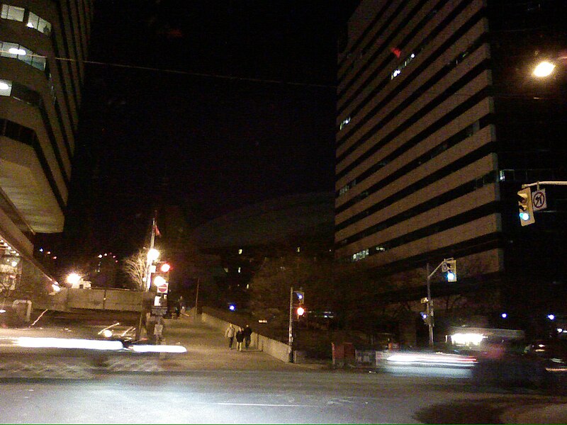 File:Earth Hour Toronto Rogers Centre (2372721584).jpg