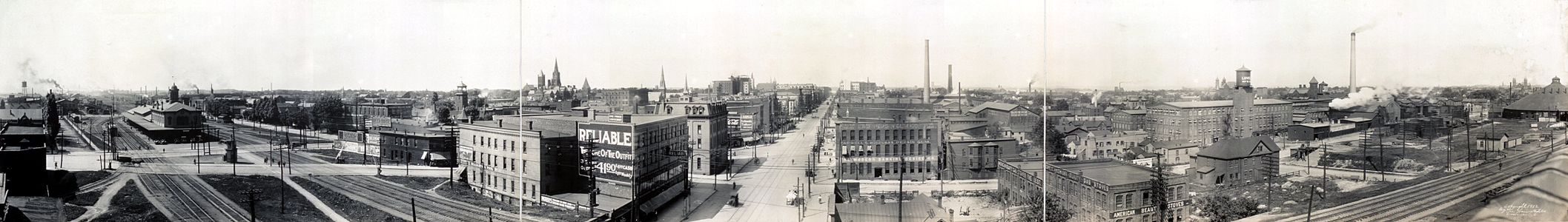 Panoramic photo of Erie, Pa., c1912.