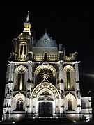 Église Saint-Étienne (de nuit).
