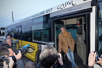 Inauguration d'un bus Cosey