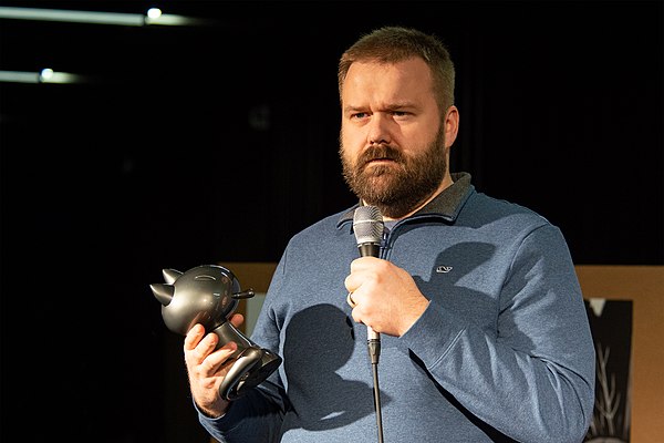 Robert Kirkman with the Fauve d'honneur at the 2020 Angoulême International Comics Festival