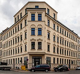 Ferdinand-Jost-Straße 8
