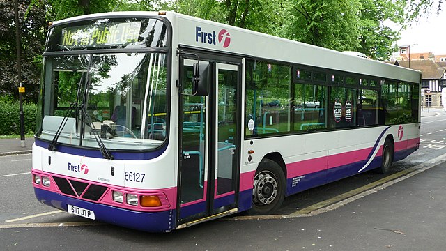 First Hampshire & Dorset Wright Renown bodied B10BLE in Southampton in May 2009