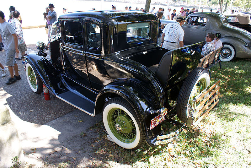 File:Ford Model A 1931 LSideRear Lake Mirror Cassic 16Oct2010 (14690641168).jpg