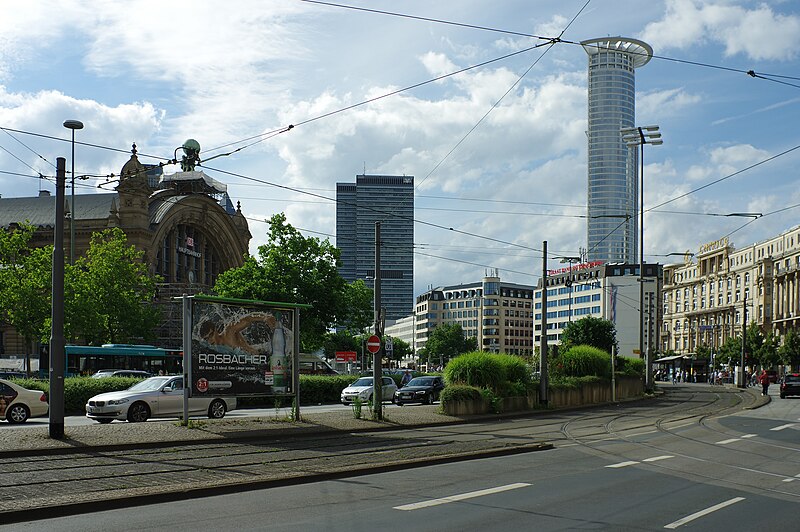 File:Frankfurt Am Hauptbahnhof Westend Tower dk2482.jpg