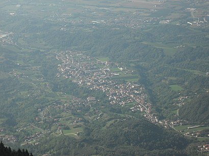 Come arrivare a Borgo Luca con i mezzi pubblici - Informazioni sul luogo