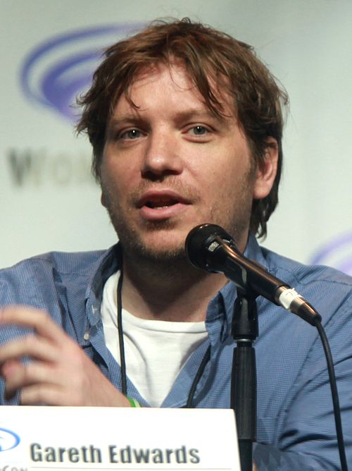 Edwards at the 2014 WonderCon