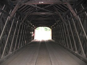 Struttura interna del ponte in lattice sul Green River a Guilford, nel Vermont