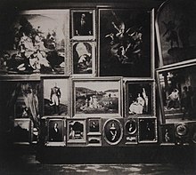 Photographie par Gustave Le Gray, le Salon de 1852. Au centre le tableau de Courbet.