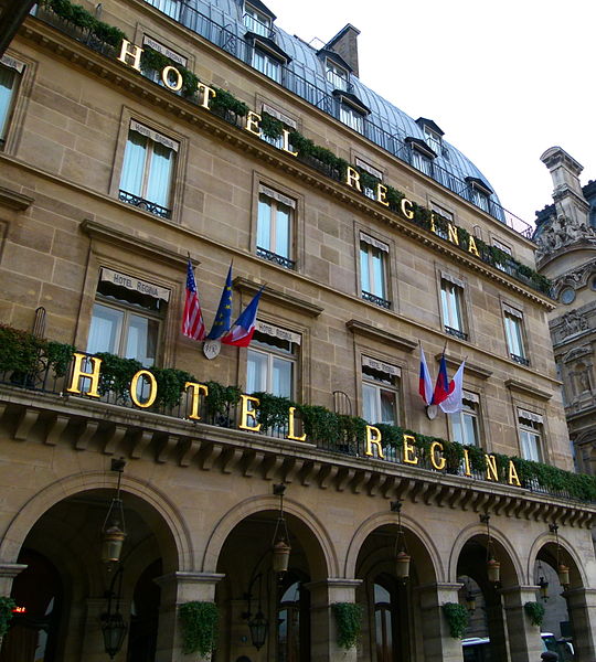 File:Hôtel Regina.JPG