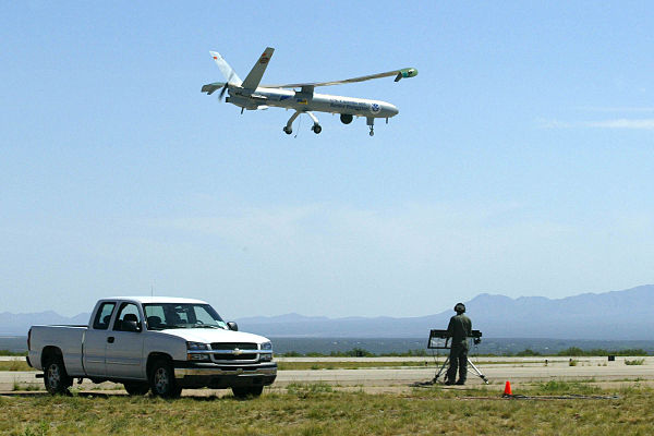 A Hermes 450 landing