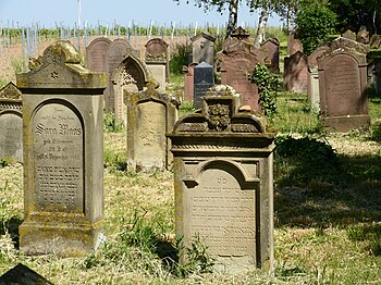Heuchelheim: Jüdischer Friedhof