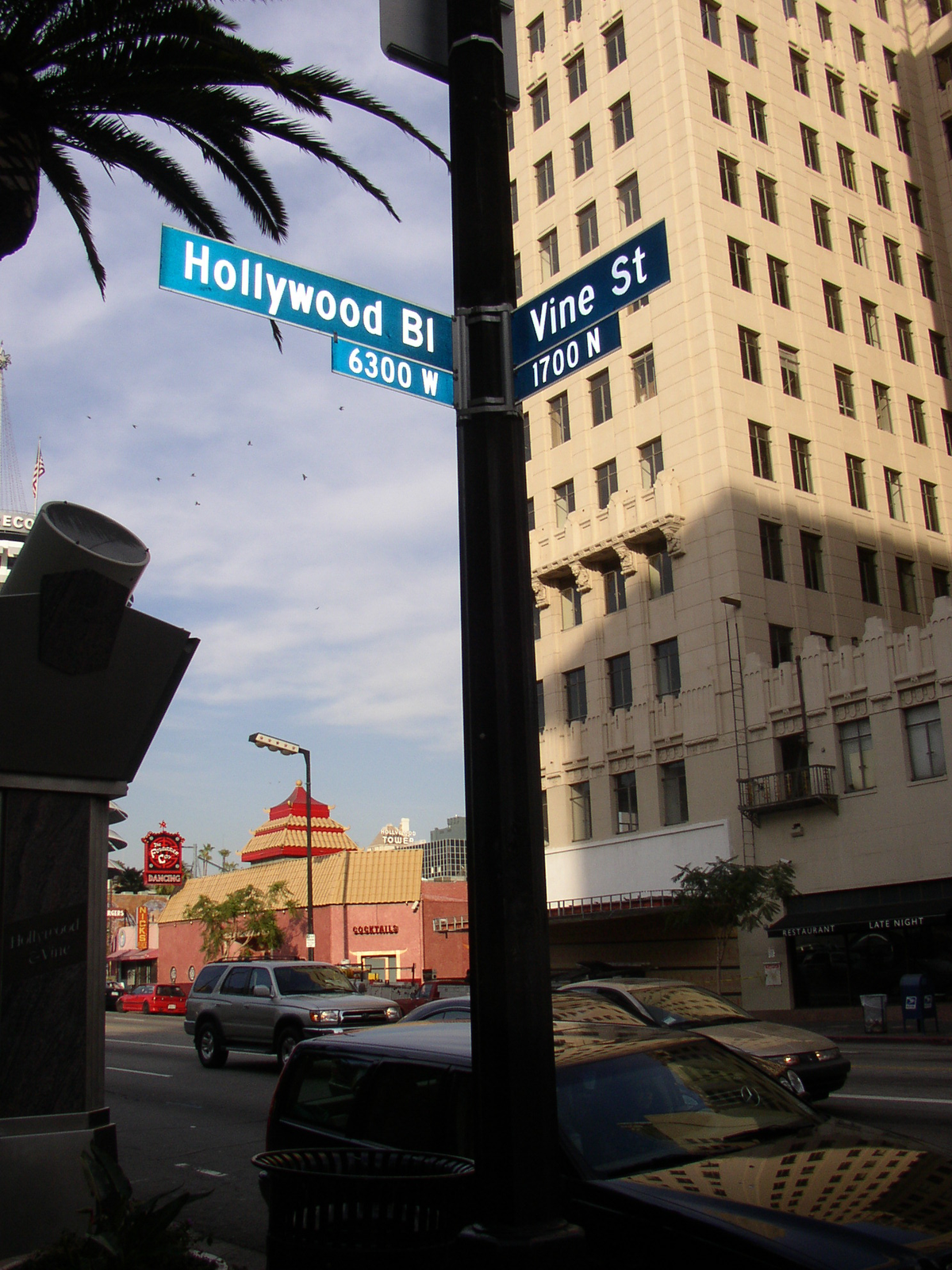 Vintage Los Angeles on X: Hollywood & Vine during the 1950s.I