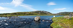 Vadställe över Hurrejåhkå vid låg vattenföring