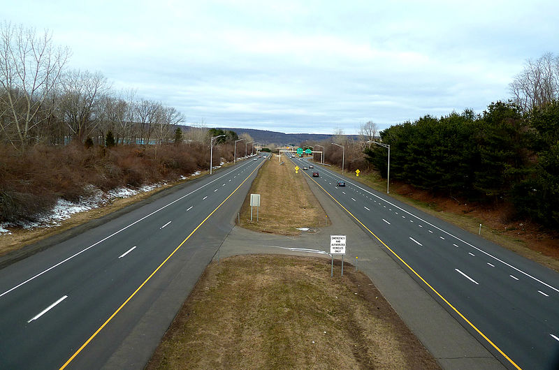 File:I-691 in Cheshire CT.jpg