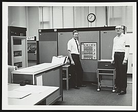 IBM 1800 computer at Exxon Research and Engineering Company laboratory 1971.jpg