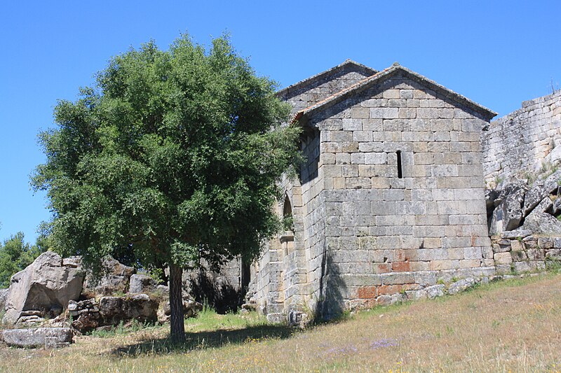 File:Igreja de São Salvador de Ansiães - 04.jpg