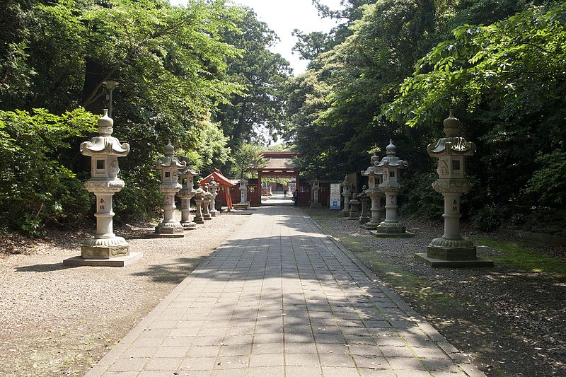 File:Ikisu Shrine 04.jpg