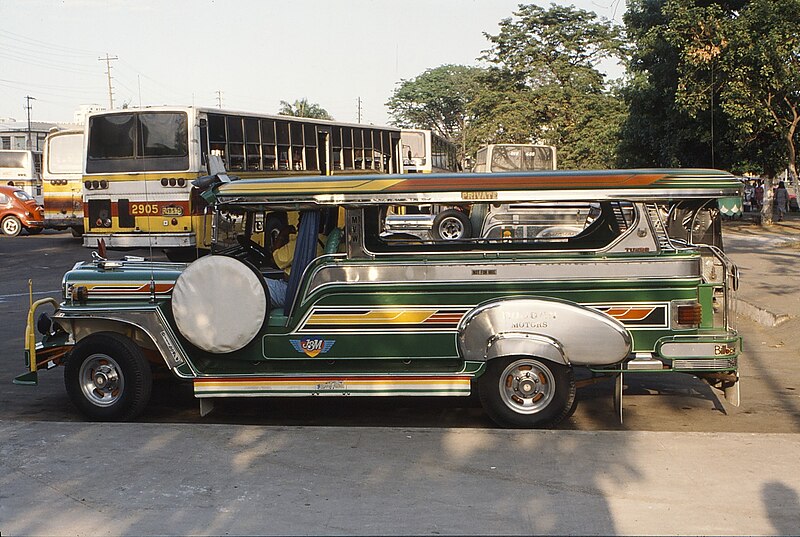 Fil:Jeepney.jpg
