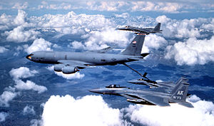 KC-135R Nebraska ANG benzinumanta F-15s 1996 - 2.jpg