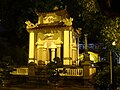King Lê Thái Tổ Monument.jpg