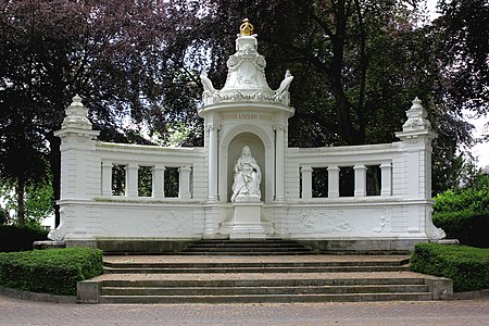 Koblenz, Kaiserin Augusta Denkmal (2016 05 23 Sp)