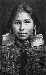 Kwakwakawakw girl, vers 1914