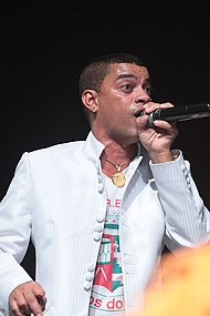 Emerson Dias durante o lançamento do CD de 2014.