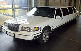 1995-1997 stretch limousine (approximately 120")